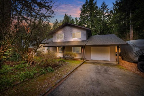 2572 The Boulevard, Squamish, BC 