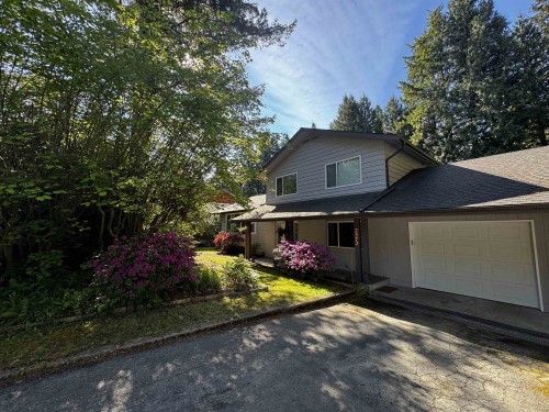 2572 The Boulevard, Squamish, BC 