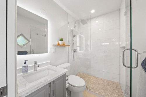 1252 11Th Avenue E, Vancouver, BC 