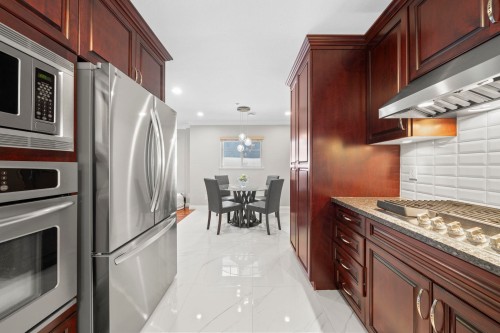 1252 11Th Avenue E, Vancouver, BC 