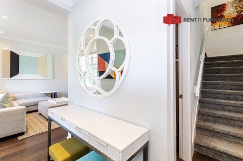 930 15Th Avenue W, Vancouver, BC 