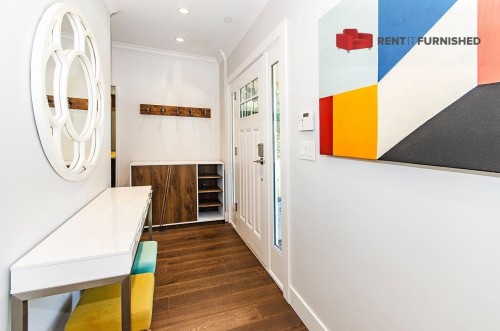 930 15Th Avenue W, Vancouver, BC 