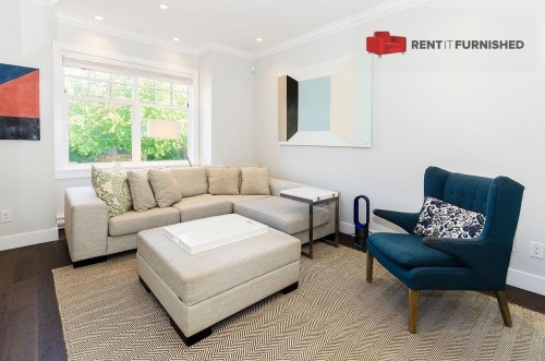 930 15Th Avenue W, Vancouver, BC 
