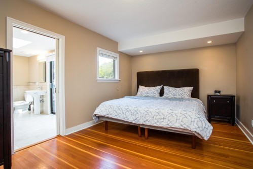 3877 Broadway W, Vancouver, BC 