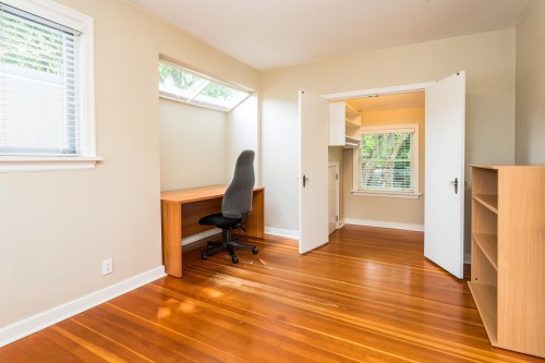 3877 Broadway W, Vancouver, BC 