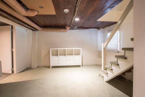3877 Broadway W, Vancouver, BC 