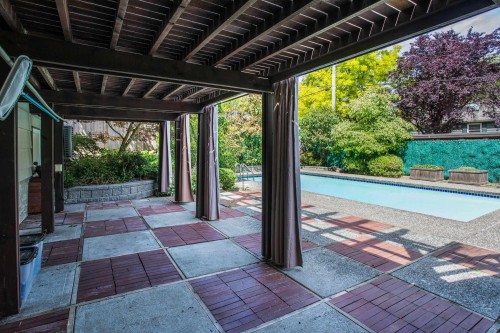 3877 Broadway W, Vancouver, BC 