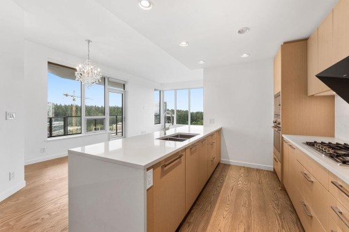 1306-3533 Ross Drive, Vancouver, BC 
