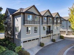 4-7140 Railway Avenue  Richmond, BC V7C 3J8