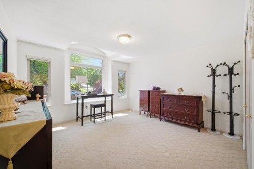 9113 Briar Road, Burnaby, BC - Indoor