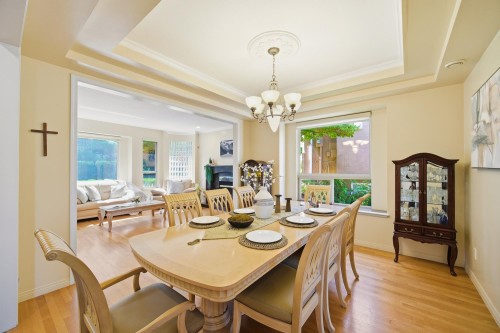 9113 Briar Road, Burnaby, BC - Indoor Photo Showing Dining Room
