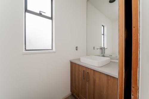 3974 10Th Avenue W, Vancouver, BC 