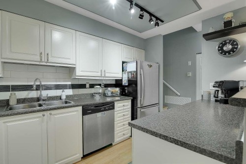 42-21960 River Road, Maple Ridge, BC 