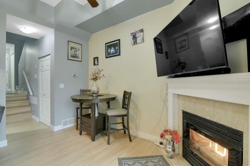 42-21960 River Road, Maple Ridge, BC 