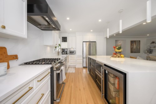 1047 Winslow Avenue, Coquitlam, BC 