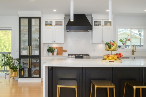 1047 Winslow Avenue, Coquitlam, BC 