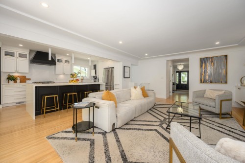 1047 Winslow Avenue, Coquitlam, BC 
