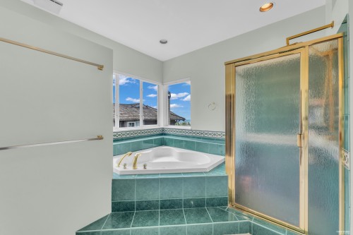 2589 Chairlift Road, West Vancouver, BC 