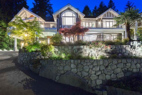 3395 Thompson Crescent  West Vancouver, BC V7V 3E9