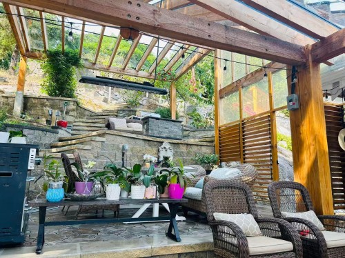 3395 Thompson Crescent, West Vancouver, BC -  With Deck Patio Veranda