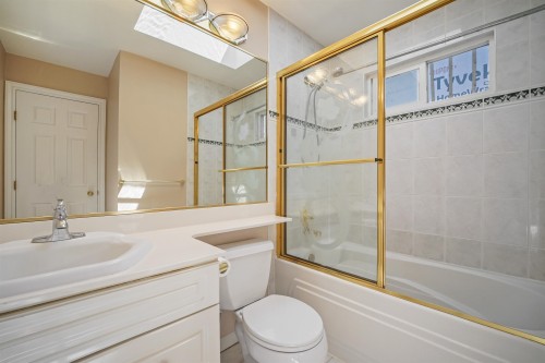 3978 Victoria Drive, Vancouver, BC 