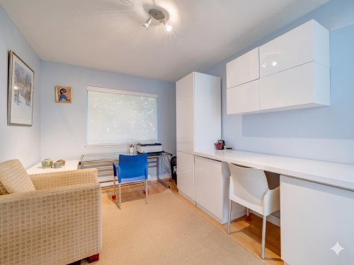 4947 Sunshine Coast Highway, Sechelt, BC - Indoor