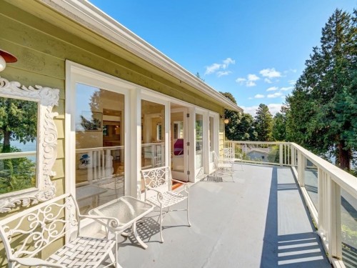 4947 Sunshine Coast Highway, Sechelt, BC - Outdoor With Deck Patio Veranda