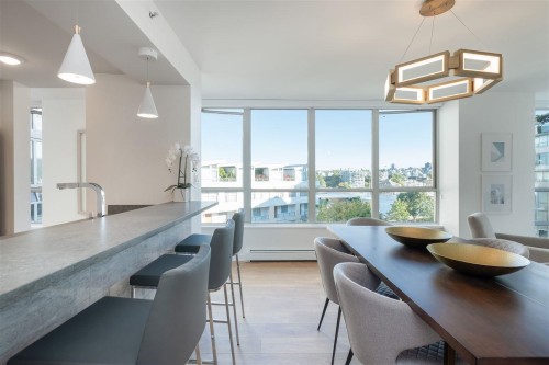 605-1228 Marinaside Crescent, Vancouver, BC 