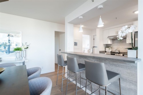605-1228 Marinaside Crescent, Vancouver, BC 