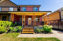 1216 Nanaimo Street New Westminster, BC V3M 2E9