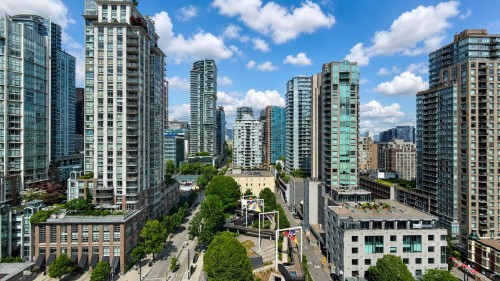 1702-928 Richards Street  Vancouver, BC V6B 6P6