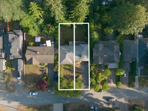 869 Clements Avenue, North Vancouver, BC 
