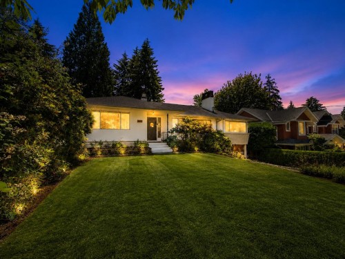 869 Clements Avenue, North Vancouver, BC - Outdoor