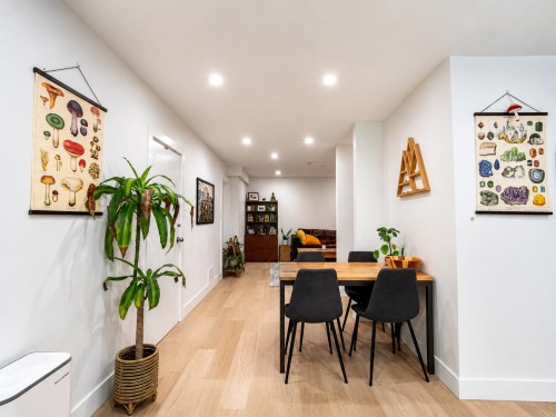 869 Clements Avenue, North Vancouver, BC - Indoor
