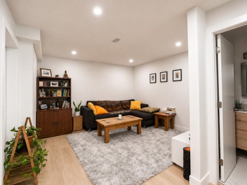869 Clements Avenue, North Vancouver, BC - Indoor