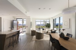 TH112-755 Harbourside Drive  North Vancouver, BC V7P 0G1