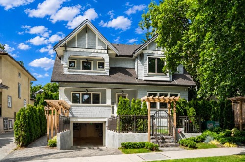 2373 7Th Avenue W, Vancouver, BC 