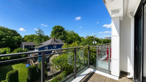 308-630 Broadway E, Vancouver, BC 