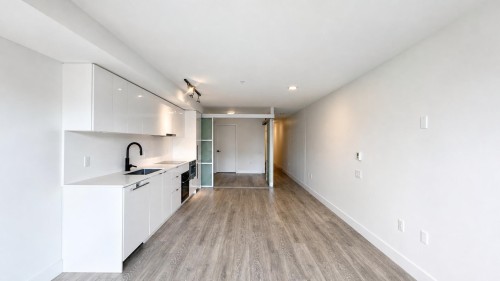 308-630 Broadway E, Vancouver, BC 