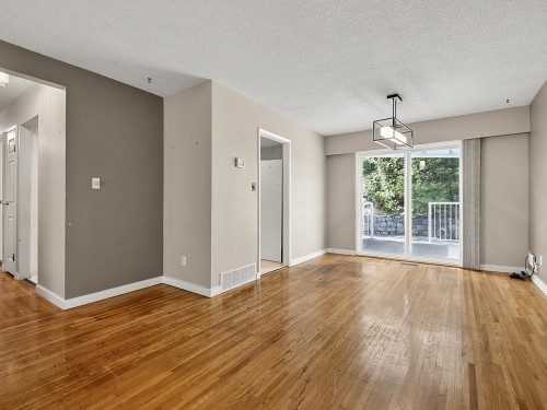 1106 Heywood Street, North Vancouver, BC 