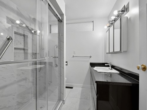 1106 Heywood Street, North Vancouver, BC 