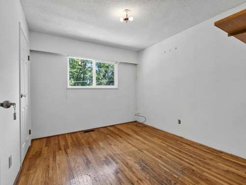 1106 Heywood Street, North Vancouver, BC 