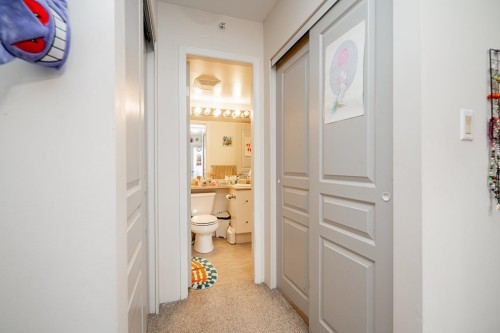 906-3438 Vanness Avenue, Vancouver, BC 