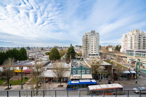 906-3438 Vanness Avenue, Vancouver, BC 
