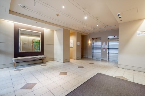 906-3438 Vanness Avenue, Vancouver, BC 