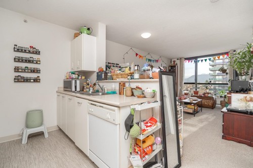 906-3438 Vanness Avenue, Vancouver, BC 