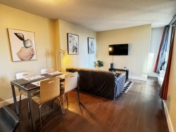 418-1088 Richards Street Vancouver, BC V6B 3E1