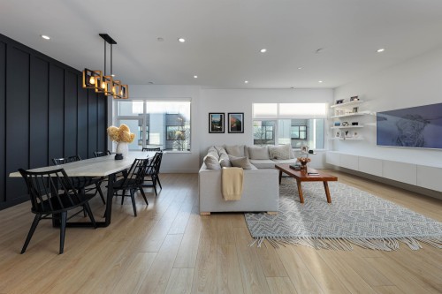 17-602 Lile Drive  North Vancouver, BC V7G 0B3