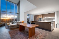 2406-1500 Fern Street  North Vancouver, BC V7J 0E6