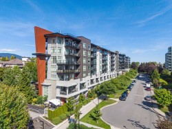209-128 8th Street E North Vancouver, BC V7L 0H2